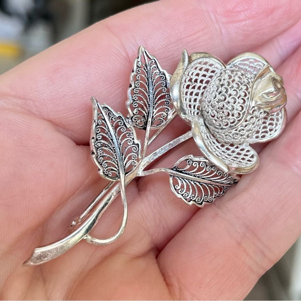 Vintage sterling rose brooch - Picture 5 of 11